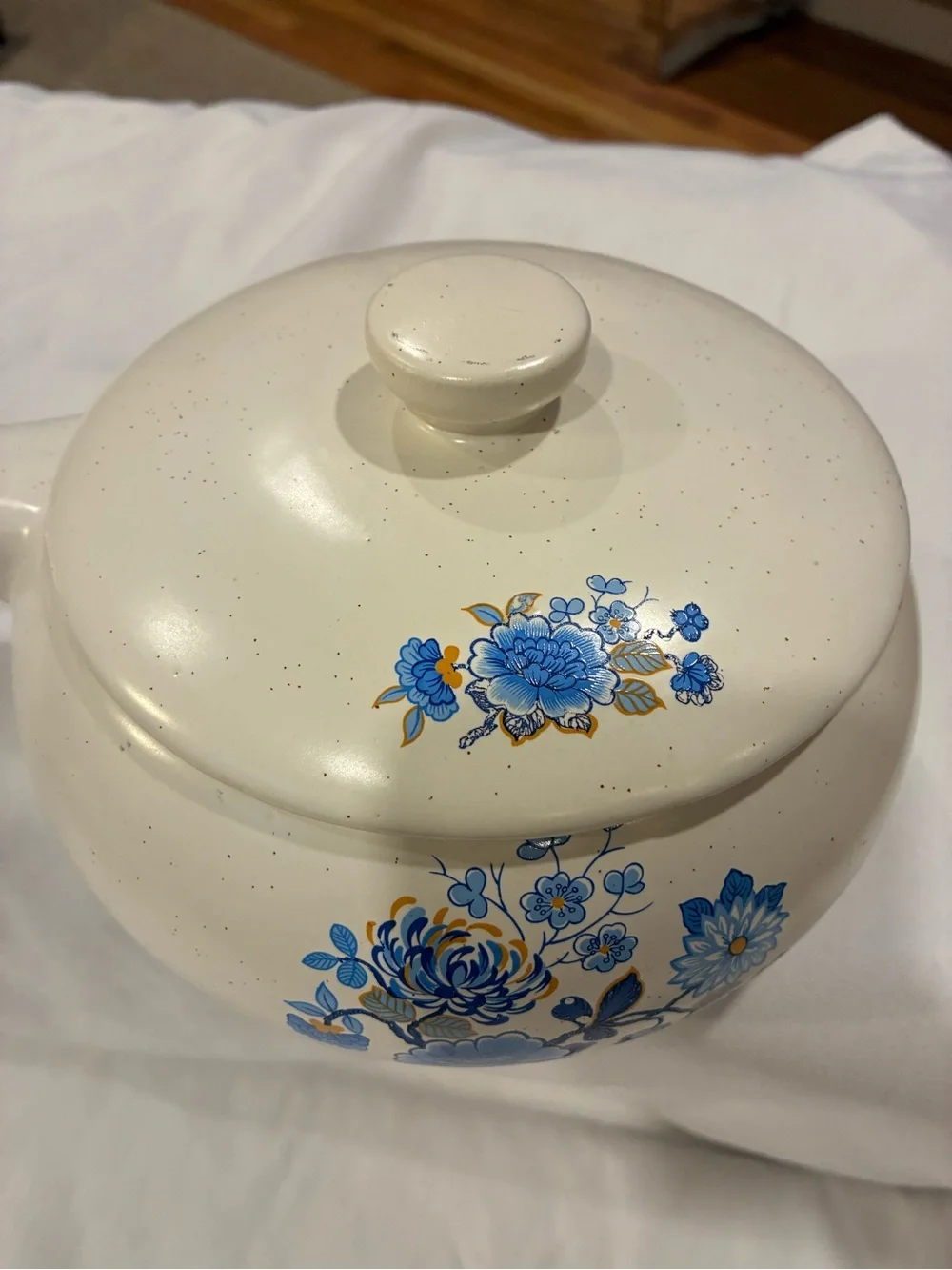 Romco USA French Onion Soup Crock Bowl W/Lid & Handle Blue Orange Flowers Cream